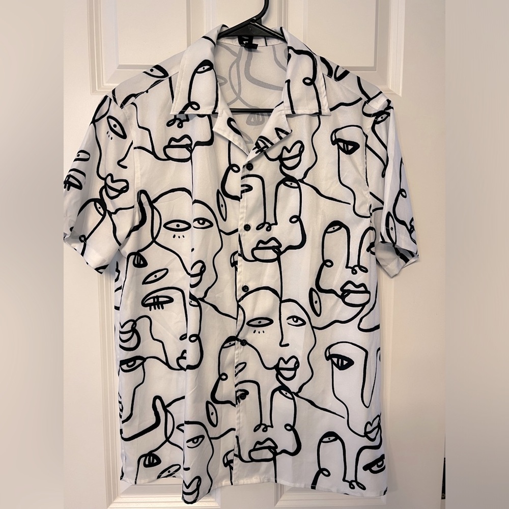 SHEIN Men’s Button Up, Short Sleeve, Abstract Faces, Small
